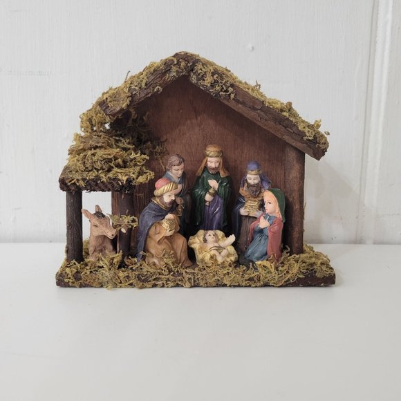 Enesco Other - Mini Christmas Nativity Enesco Vintage 2002